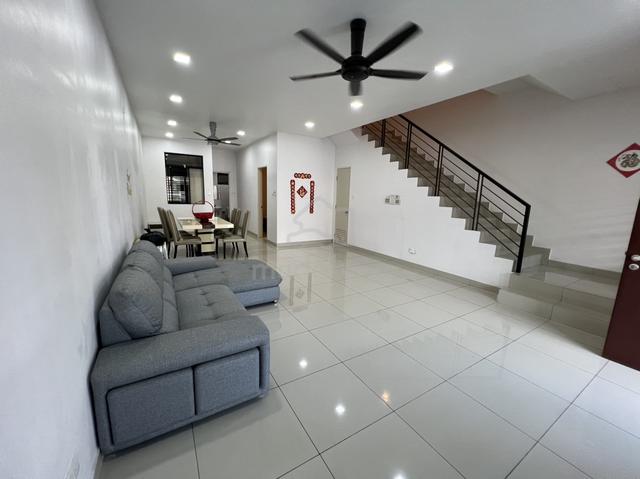[Sales]Extended 2 Storey House 1