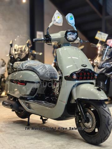 New classic vespa 250cc KEEWAY SIXTIES 250 SCOOTER - Motorcycles for ...