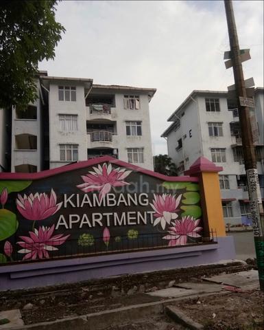 Kiambang Apartment 1