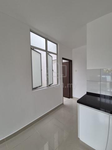 Summer Homes, Taman Tasik Prima Puchong for sale 1