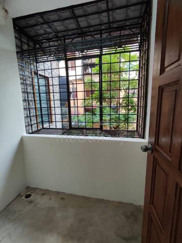 Cempaka Apartment (Taman Bunga Raya) 1