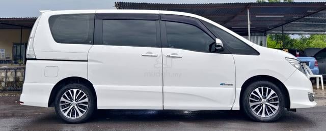 Nissan Serena 2.0 (A) 2017 ST 7883 Y - 5
