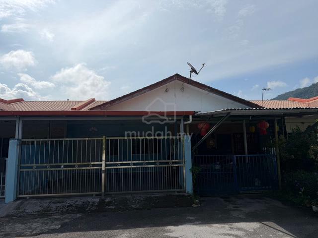 Taman Siniawan, Bau, Single Storey 1