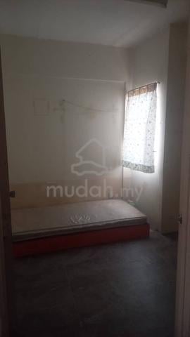Partially Furnished Selangor Sungai Buloh Room For Rent 1