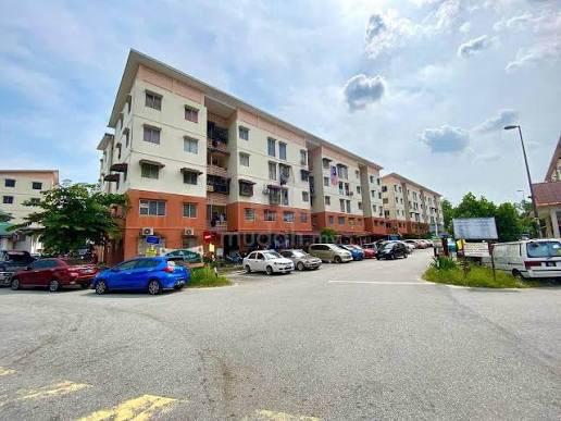 Pangsapuri Cempaka (Bukit Puchong 2) 1