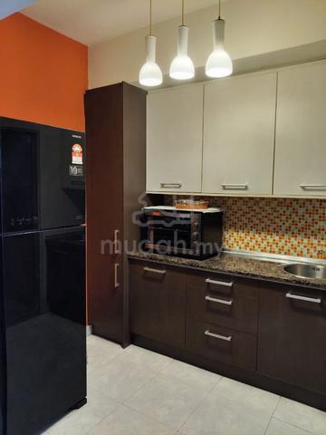 Villa Mas Sri Utama 3 storey newly painted town house off Jln Kuching 1