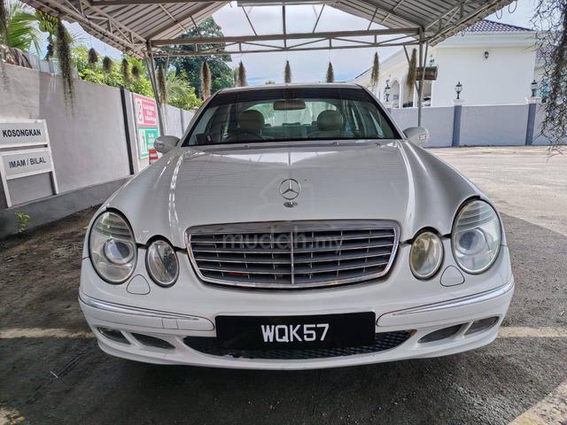 1995 Mercedes Benz 240E (A) - 1