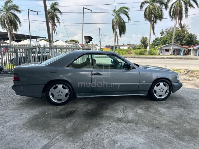 Mercedes Benz W124 300CE 3.0 (A) Coupe - 2