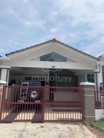 Single storey bandar putra kulai 1