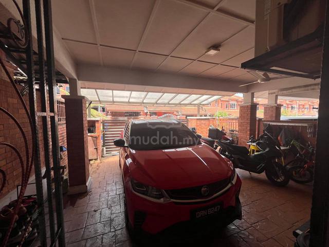 Double Storey Terrace House Seksyen U10, Alam Budiman, Shah Alam, Sela 2