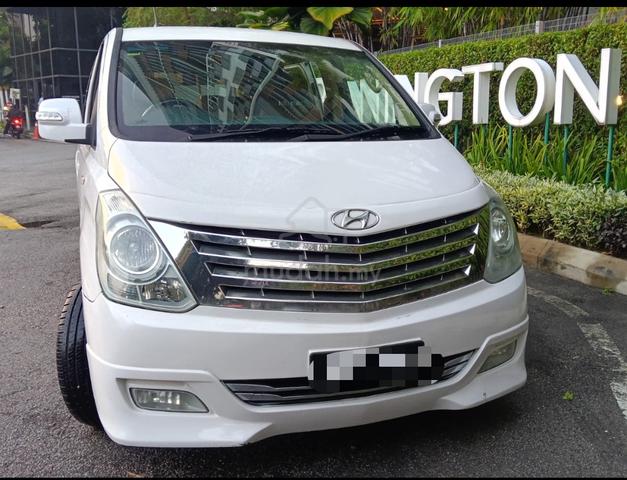 2013 Hyundai GRAND STAREX 2.5 ROYALE FACELIFT (A) - 1