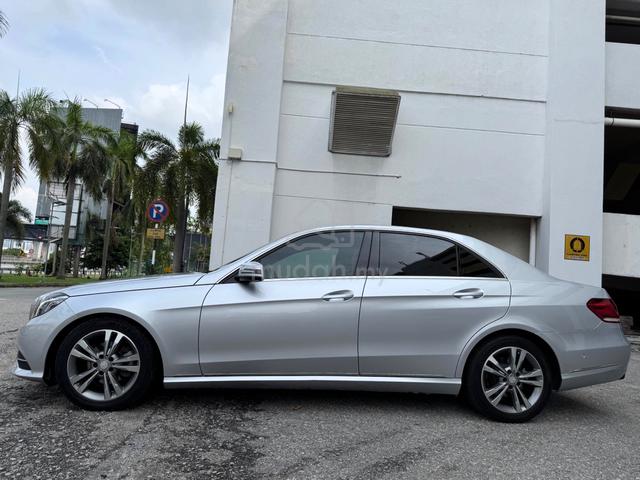 2013 Mercedes Benz E200 AVANTGARDE FL 2.0 W212 CAM - 2