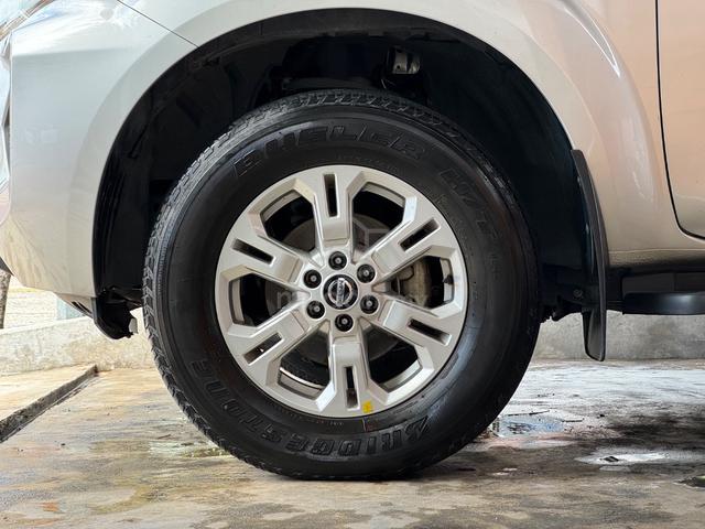 2021 Nissan Navara 2.5 SE 4WD - 4