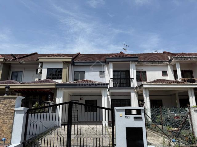 2 Storey Terrace Seksyen 7, Shah Alam 1