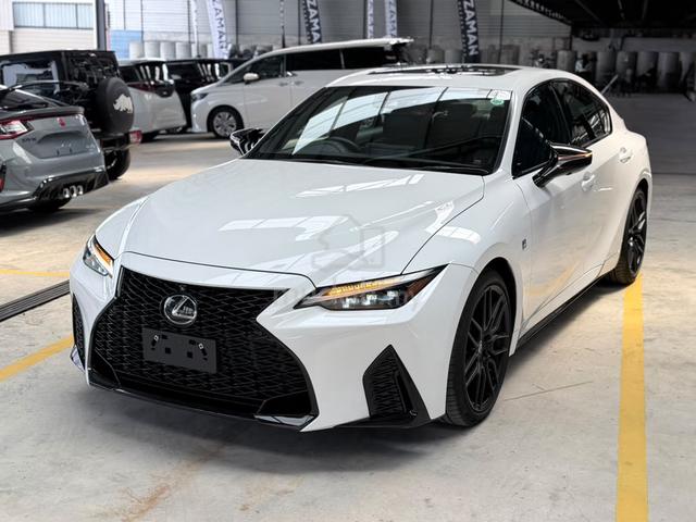 2023 Lexus IS300 2.0 F-SPORT MODE BLACK 3 WARRANTY - 3