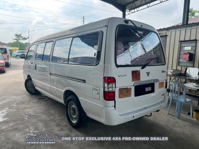 Foton VIEW W.VAN 2.8 (M) - 4
