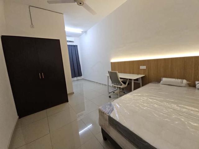 Female Room for Rental 1