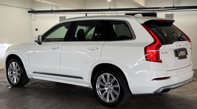 2016 Model :VOLVO XC90 T8 - 2
