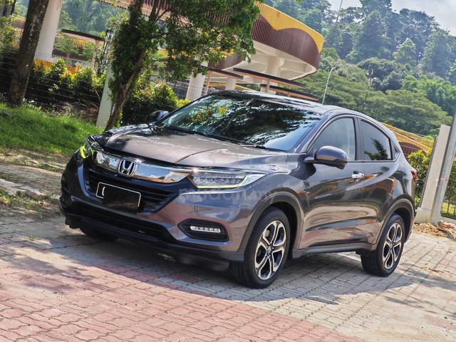 Full service🚗2019 Honda HR-V 1.8🔥 - 3