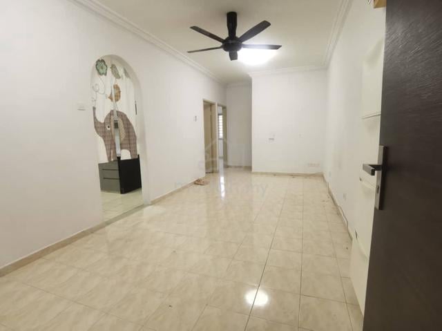 Enggang Apartment 1