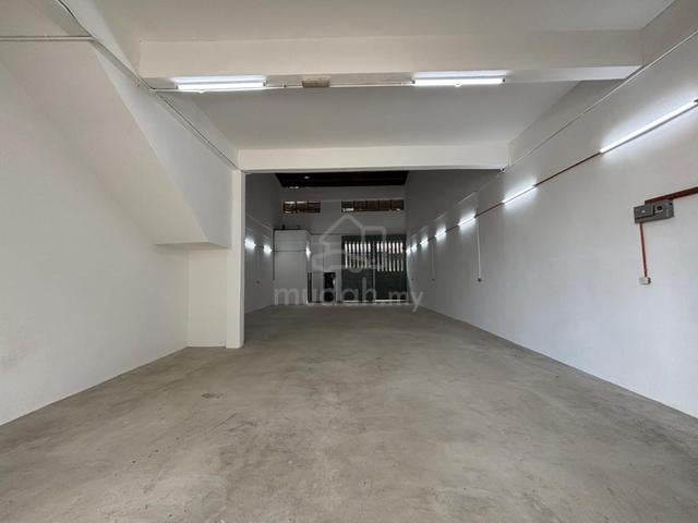 1.5 Storey Light Industrial Factory - Butterworth 1