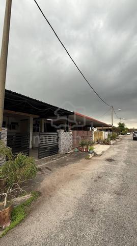 Teres Setingkat Taman Buntar Indah, Berdekatan  Mydin Parit Buntar 1