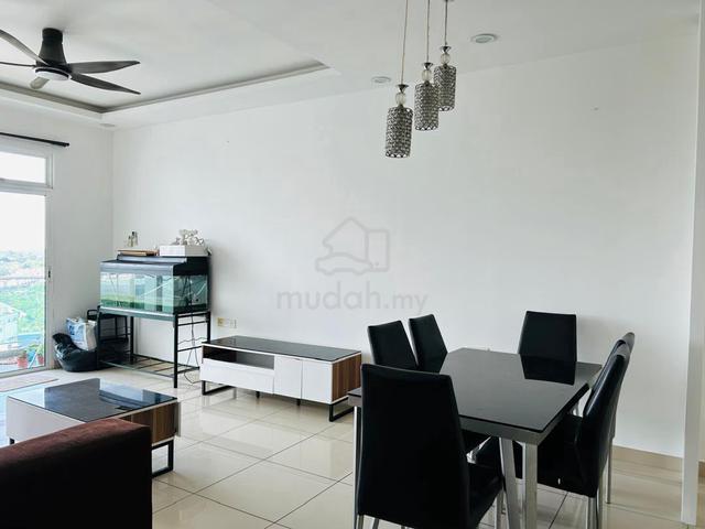 M Condominium @ Larkin 1
