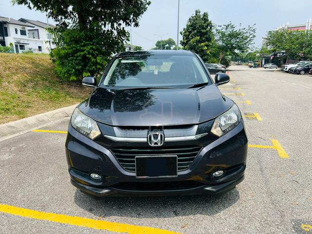 HONDA HR-V 1.8 S - YEAR 2018 - DiRECT OWNER - - 3