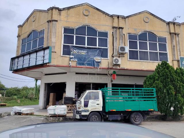 Double Storey Corner Shop Lot 1