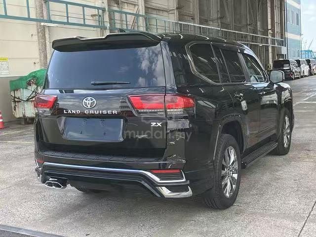 2025 Toyota LANDCRUISER 3.4 300 ZX BLK Interior - 4