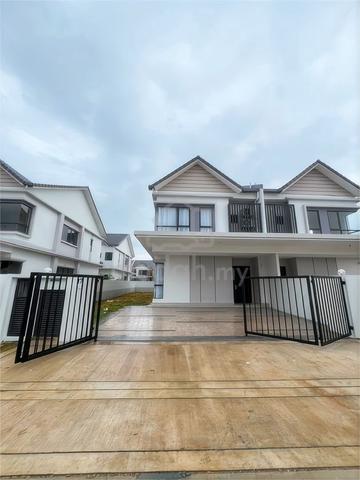 2 Storey Semi D Sejati Lakeside 2 Cyberjaya 1