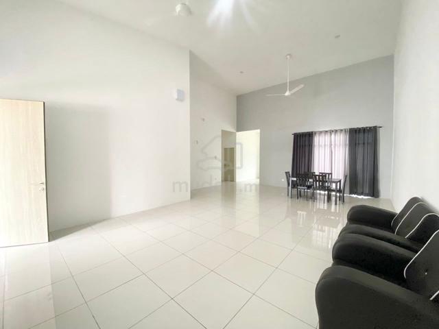 【Comfort is our Priority】YARRA PARK PUTERI JAYA -Single Storey SEMI-D 1