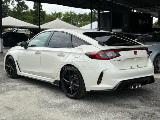 2023 Honda Civic 2.0 TYPE R FL5 - 5A Grade - 3