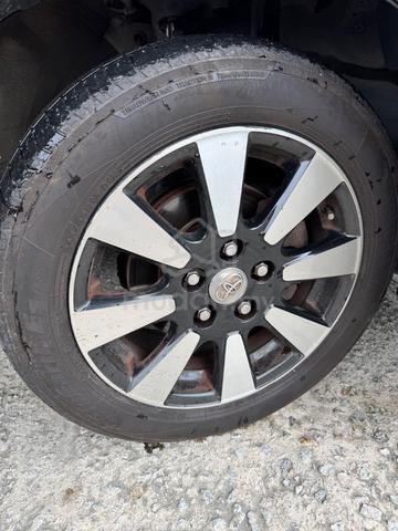 Toyota Noah 2.0 Modellista 8 Seater MPV - 2