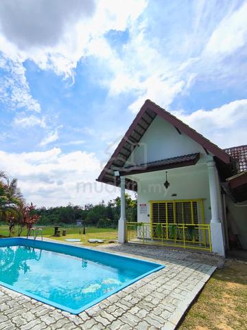 A'Famosa Bungalow | Fully Furnished | 8,000 sqft Land | Swimming Pool 1
