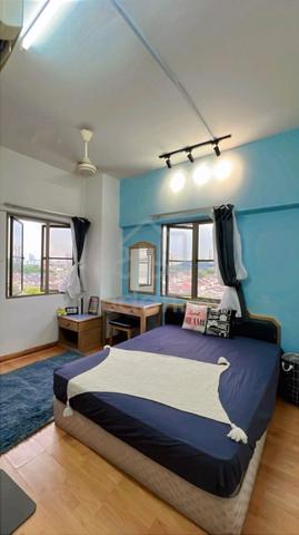 Female Unit Room Rental at PalmVille Resort Condominium Zero Deposit 1