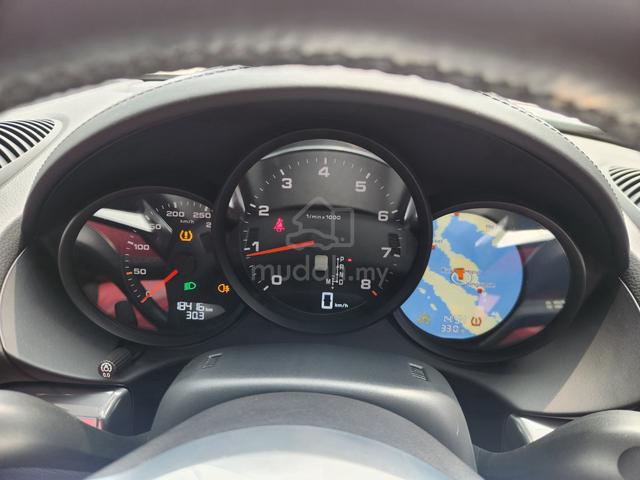 2022 Porsche 718 Boxster Red Roof Red Leather Seat - 4