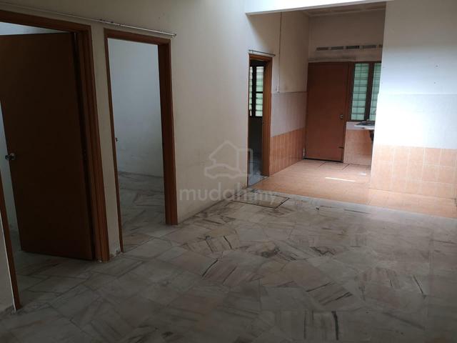 rumah teres taman ambar dengkil 1
