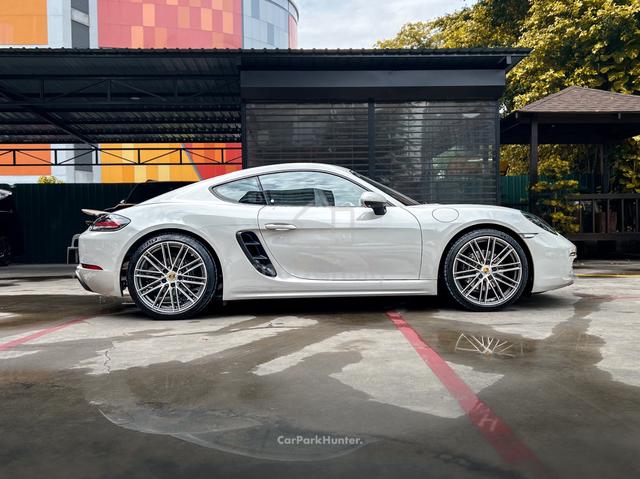 2022 Porsche 718 2.0 CAYMAN - (A) Crayon Grey - 5