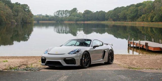 2022 Porsche 718 Cayman Cayman GT4 (Recon) - 3