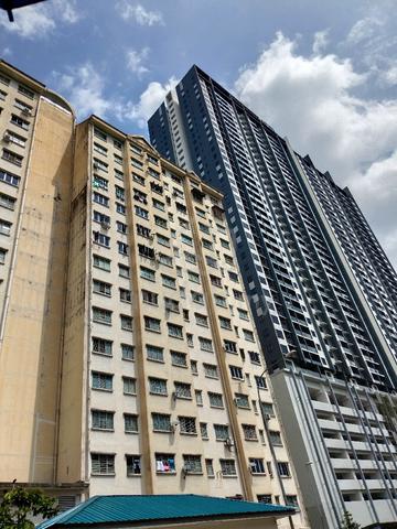 Laman Damai Kepong (Li Garden) 1