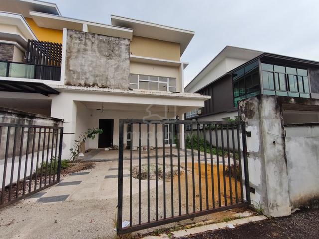 Garden Villa @ Pekan Nanas 1