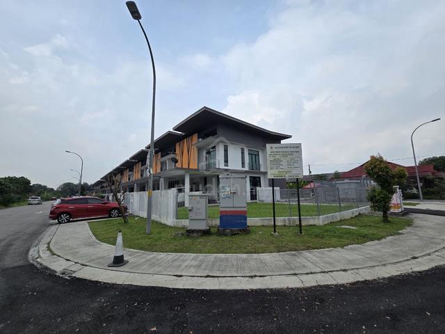Corner Luas Taman Saujana Meru Kapar Klang 1