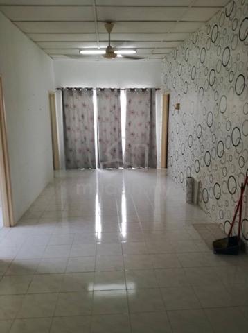 Putra Indah Apartment 1