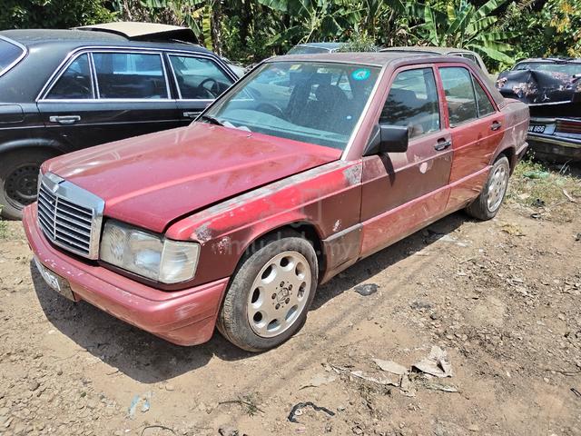 1995 Mercedes Benz 190E 2.0 (A) - 3