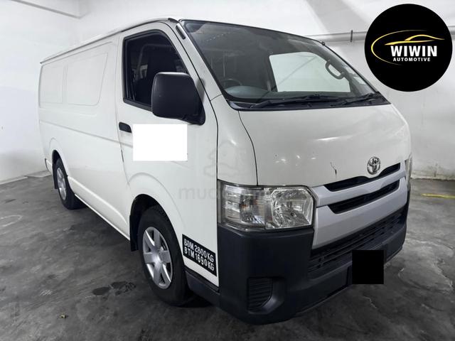.15 Toyota HIACE 2.5 FACELIFT (M) PANEL VAN,1OWNER - 1