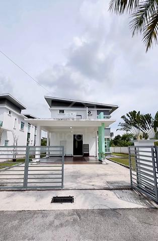 Banglo Mewah 2 Tingkat Taman Desa Duyong, Melaka 1