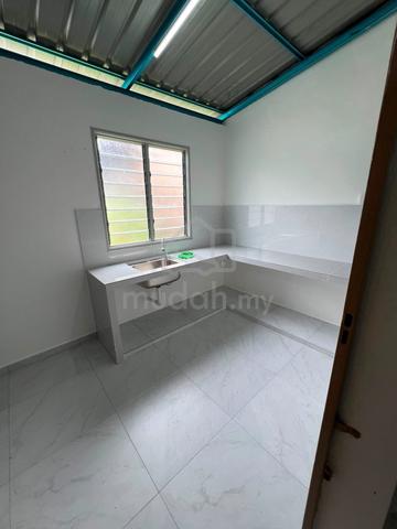 Jalan Lumpit, Kangkar Pulai - Single Storey For Rent 1