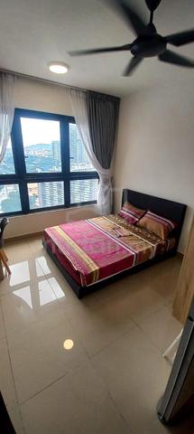 M Vertica Condominium Bigger Room For Rent- Mixed Gender Only 1