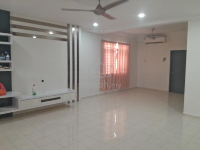 Taman Merdeka 4room 3bathroom 1